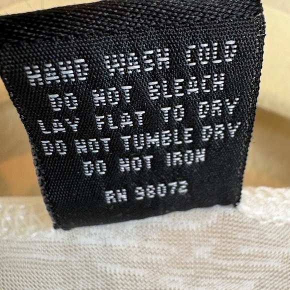 NWT  Sheer White Short Sleeve Kimono; OSFM - Picture 7 of 8